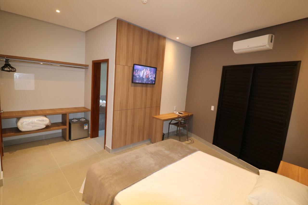 Serravita Hotel Пиуи Екстериор снимка