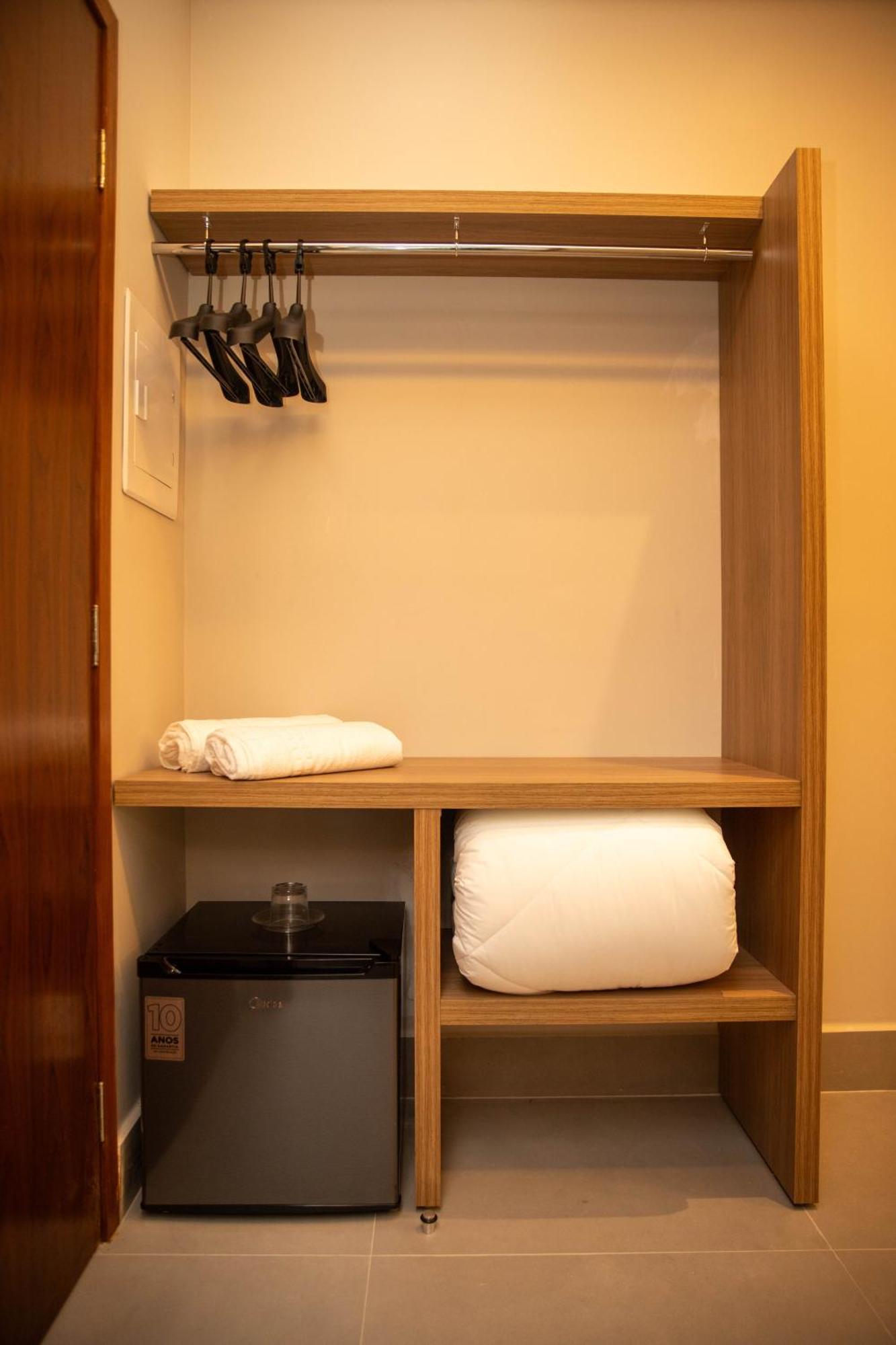 Serravita Hotel Пиуи Екстериор снимка
